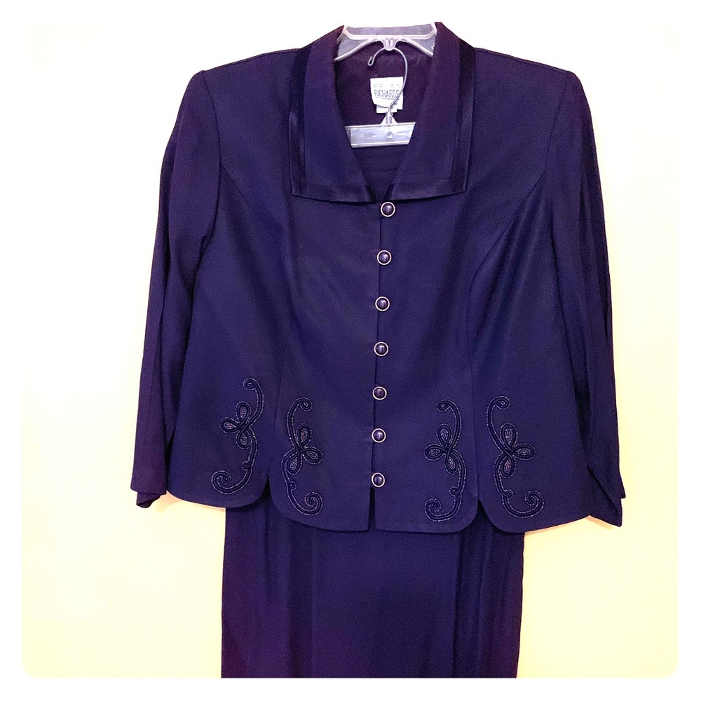 Suit, Embellished jacket with skirt. Petite